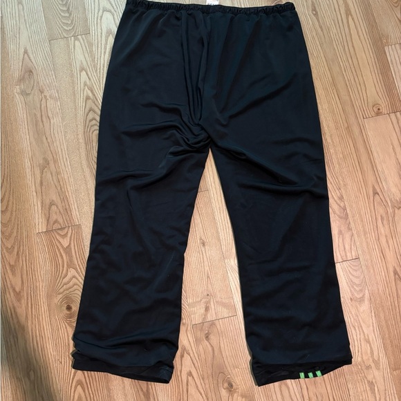 adidas early 2000s Black Joggers with Green Stripes - Picture 4 of 5